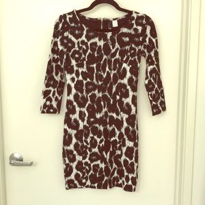 Leopard body con 3/4 sleeve dress